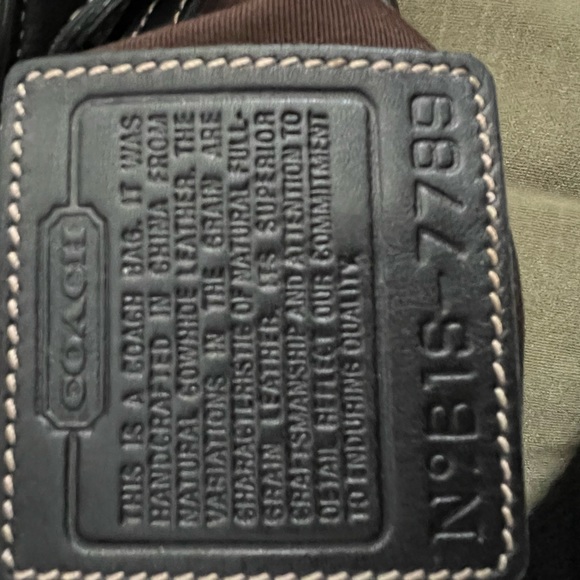 Black leather Coach bag - Picture 2 of 8